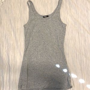 Grey tank top